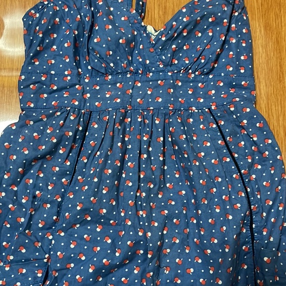 Women's Hollister Blue Polka Dot Summer Dress w/ Pockets and Scrunched Back - Picture 4 of 10